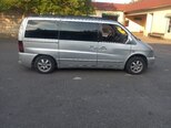 Mercedes V 220-4