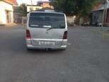 Mercedes V 220-2