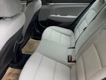 Hyundai Elantra-10
