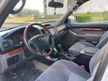 Toyota Land Cruiser Prado-10