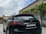 Infiniti FX35-3