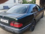 Mercedes E 280-4