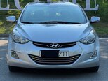 Hyundai Elantra-1