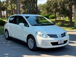 Nissan Tiida-1