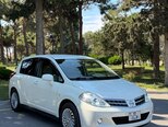Nissan Tiida-7
