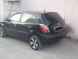 Kia Rio-10