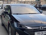 Hyundai Elantra-4