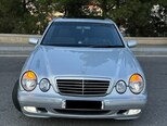 Mercedes E 240-3