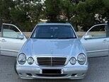 Mercedes E 240-4