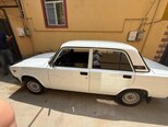LADA (VAZ) 2107-4