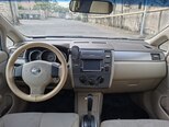 Nissan Tiida-5