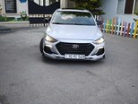 Hyundai Elantra-1