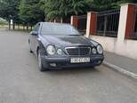 Mercedes E 240-2
