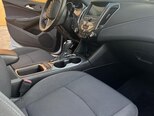 Chevrolet Cruze-12