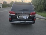 Lexus LX 570-17