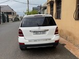 Mercedes GL 550 4MATIC-2