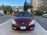Hyundai Accent-1