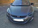 Hyundai Elantra-2