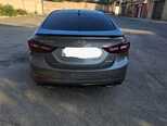 Hyundai Elantra-5