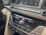 Hyundai Elantra-19