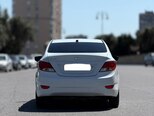 Hyundai Accent-9