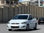 Hyundai Accent-2