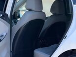 Hyundai Accent-10