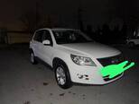 Volkswagen Tiguan-7