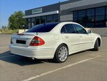 Mercedes E 200-17