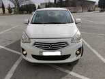 Mitsubishi Attrage-1