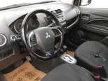 Mitsubishi Attrage-6