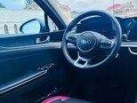 Kia K5-10