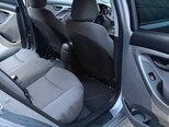 Hyundai Elantra-12