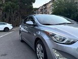 Hyundai Elantra-3