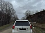 Toyota Land Cruiser Prado-8