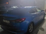 Hyundai Elantra-4