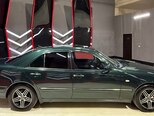 Mercedes E 230-5