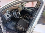 Chevrolet Cruze-12