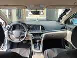 Hyundai Elantra-8