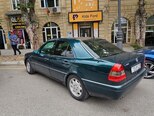 Mercedes C 220-11