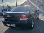 Nissan Sunny-11