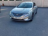 Hyundai Sonata-1