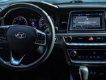Hyundai Sonata-14