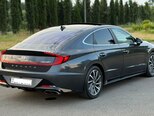 Hyundai Sonata-4