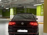 Volkswagen Passat-7