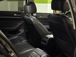 Volkswagen Passat-16