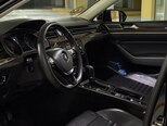 Volkswagen Passat-17