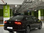 Volkswagen Passat-6