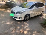 Kia Carens-2