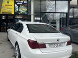 BMW 750-2
